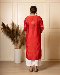 Ruhi Chanderi Chikankari Kurta with Bakhiya work – Red