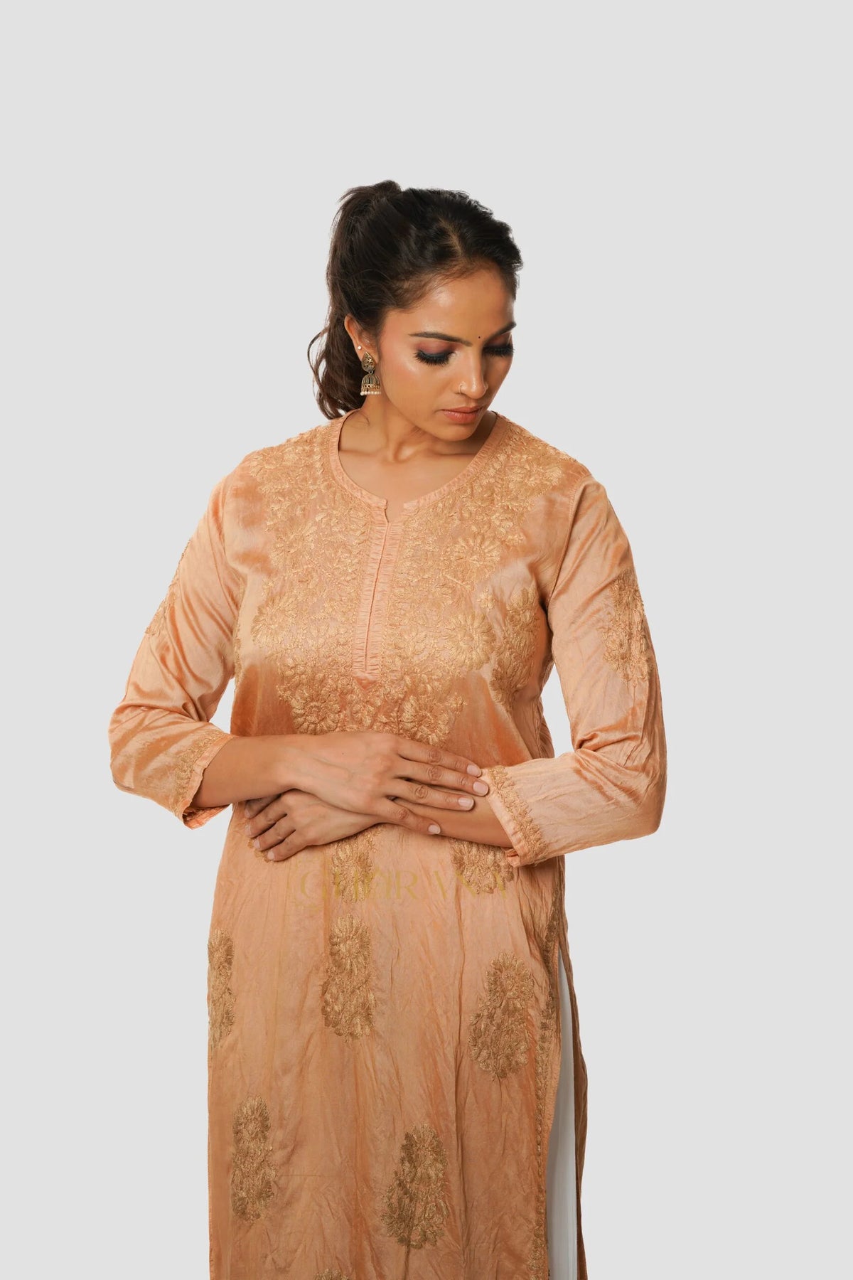 Ruhi Chikankari Chanderi Kurta