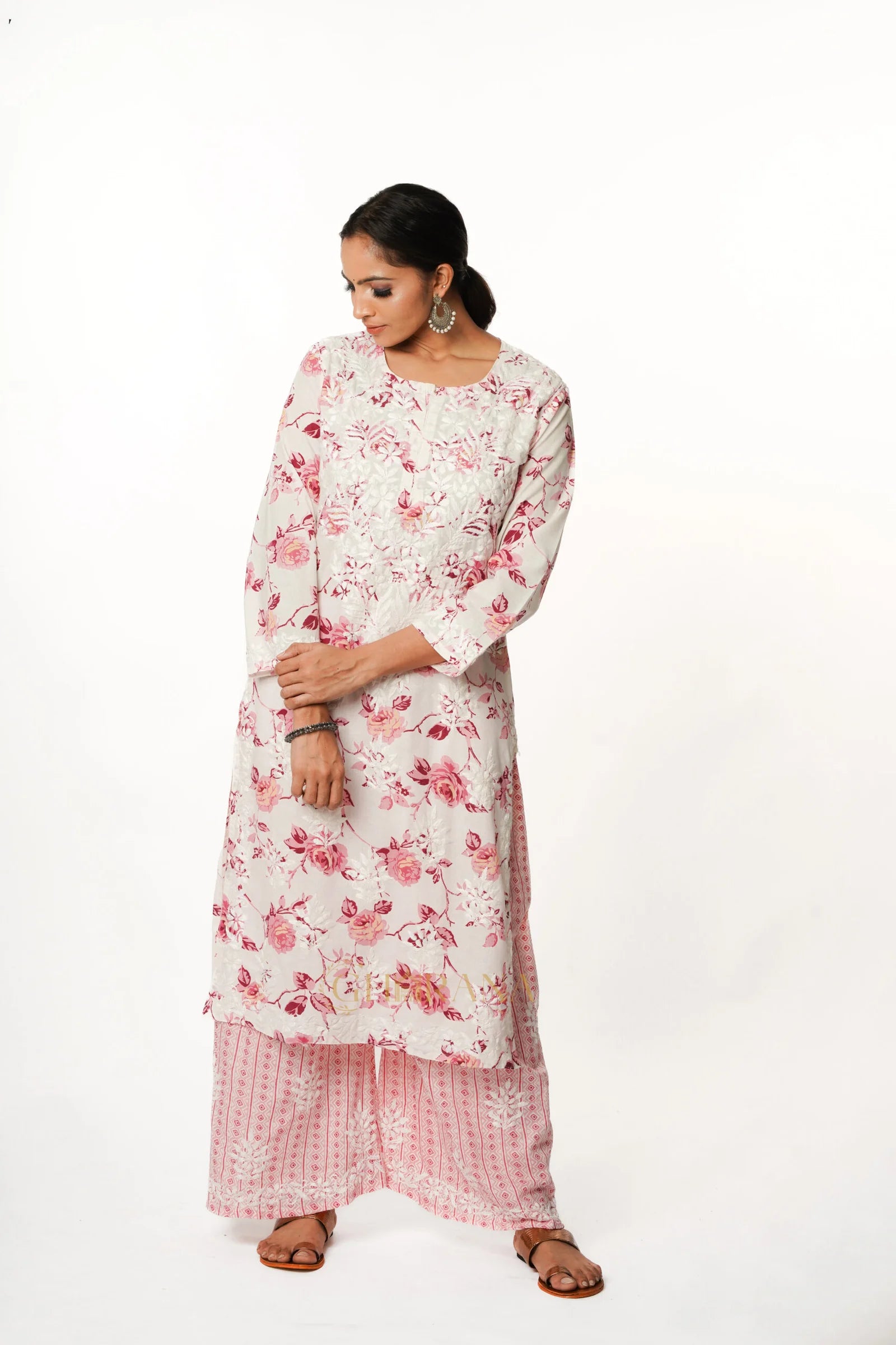 Premium Mulmul Chikankari Printed Co ord Kurta Set – Pink