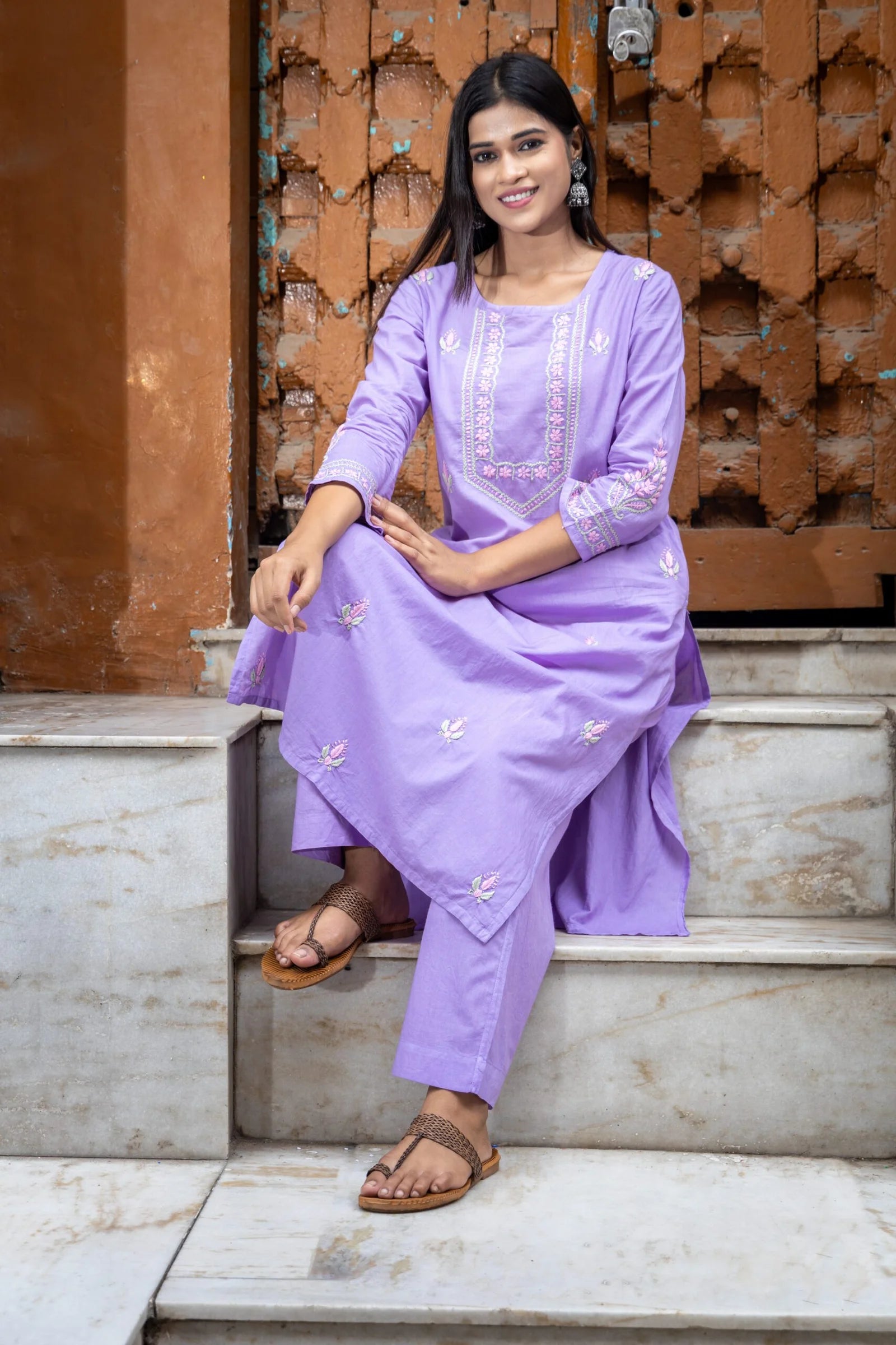 Heer Mul Cotton 2 PC Lilac chikankari Kurta set