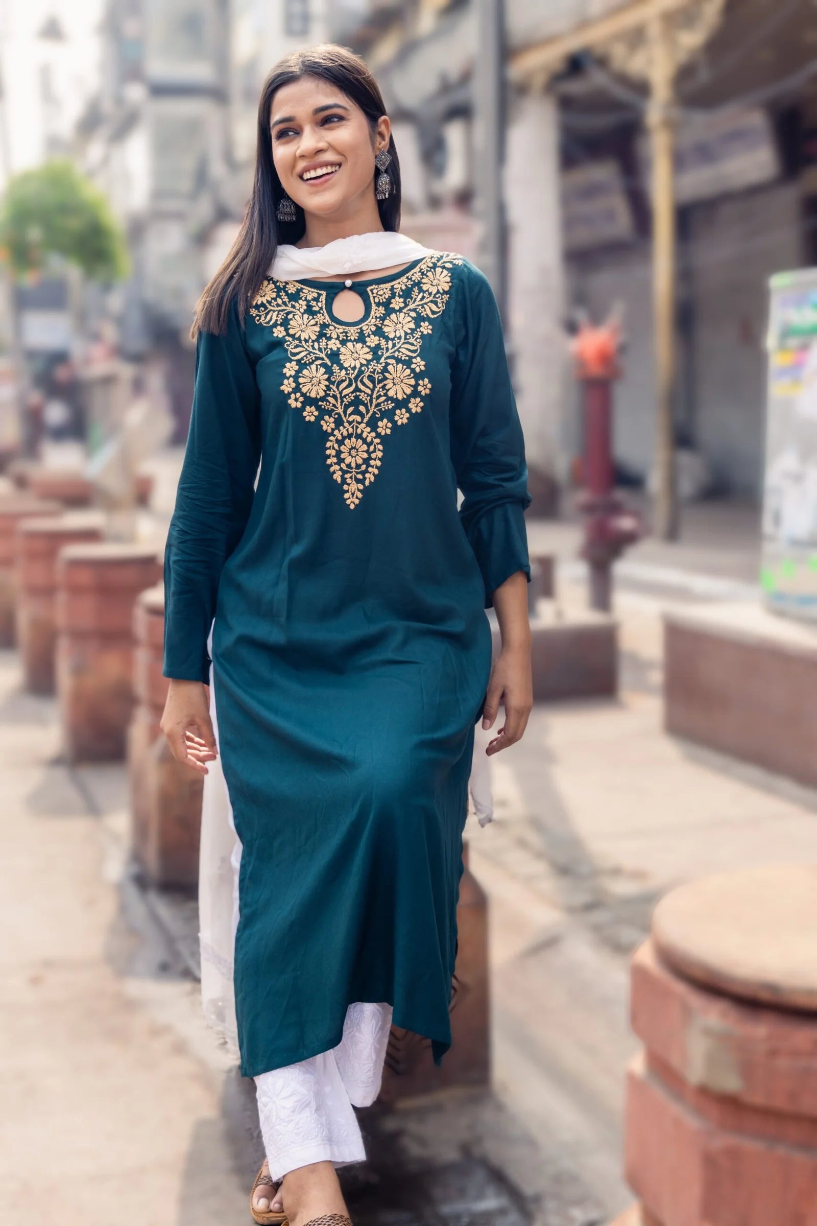 Heer Rayon Bottle Green Chikankari kurta