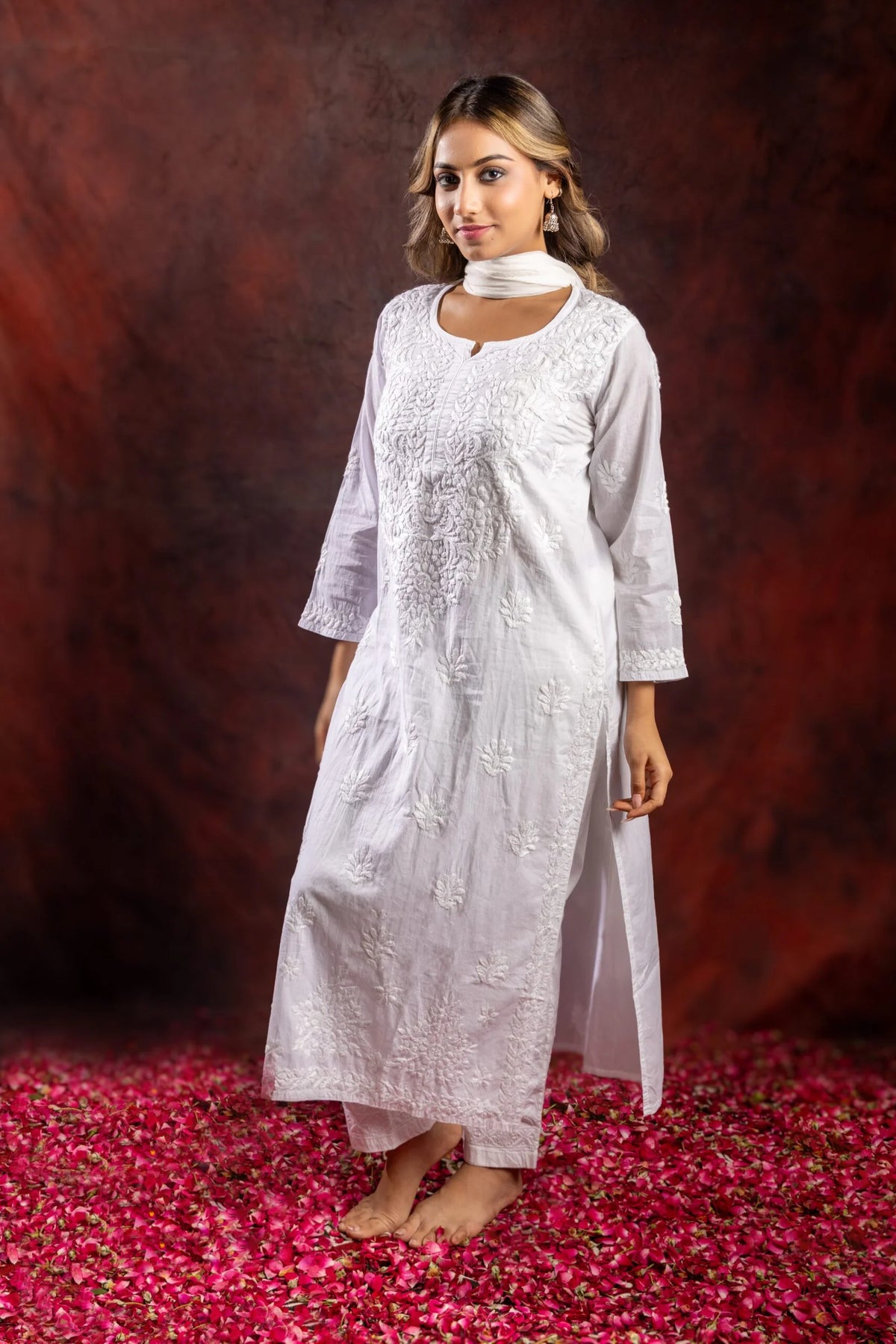 Ishq Chanderi Silk fine Chikankari Kurta_White