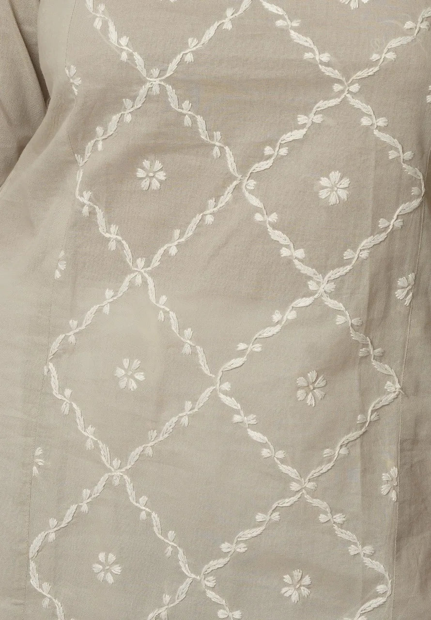 Kimaya Chikankari Mulmul Straight Kurta